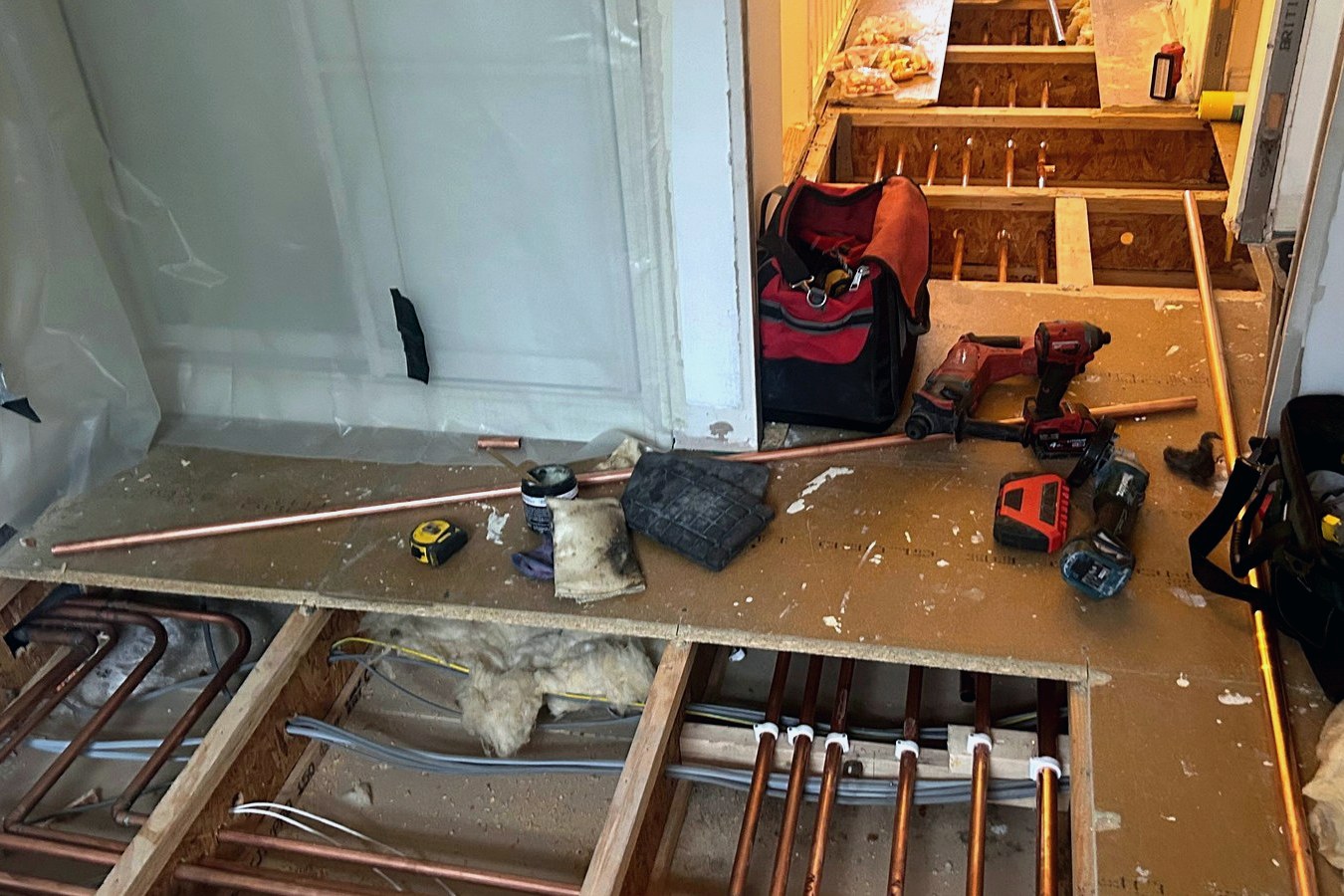 Emergency plumbing — leak isolation and repair on site